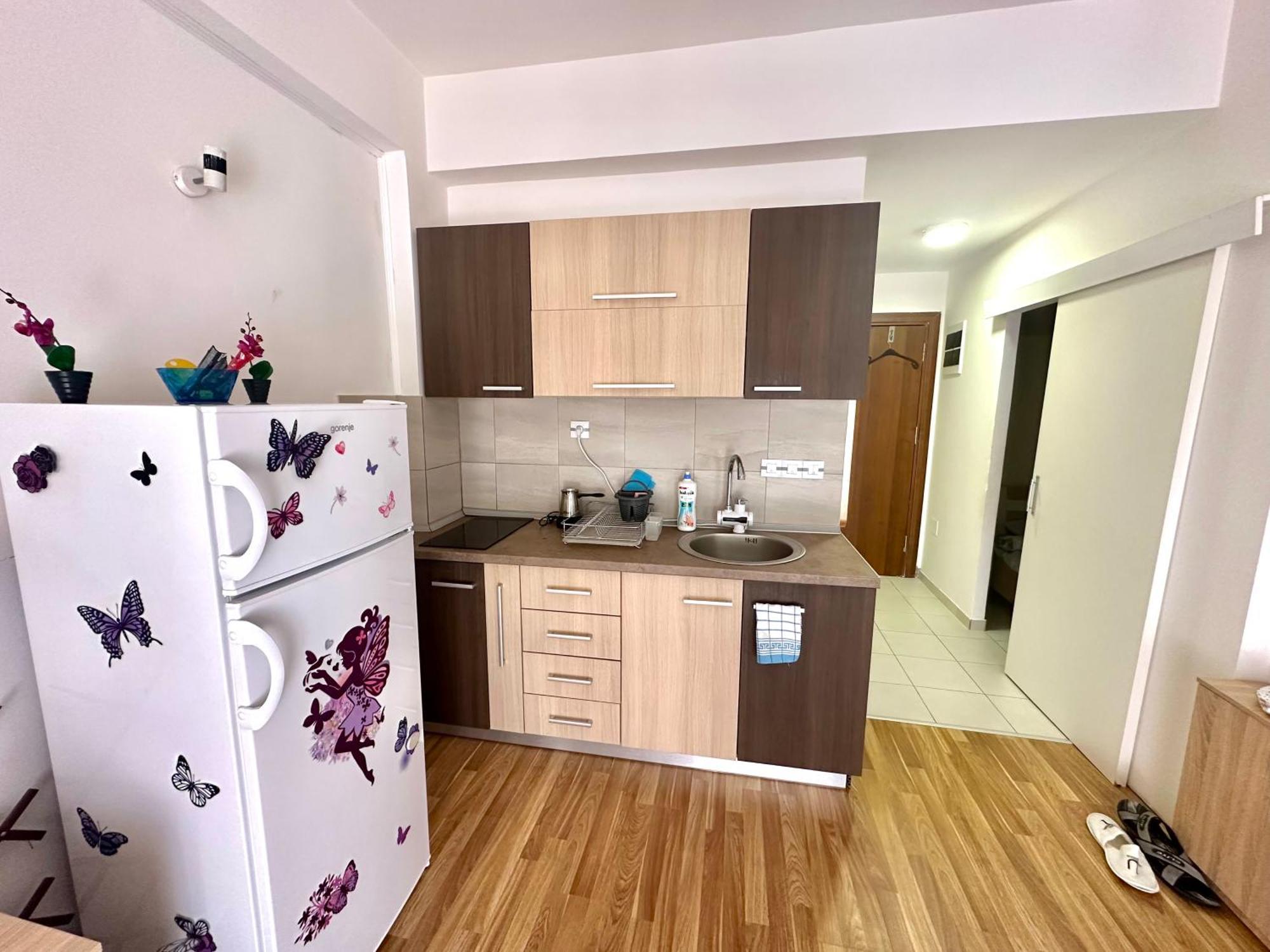Forest View Apartment 马夫罗沃 外观 照片