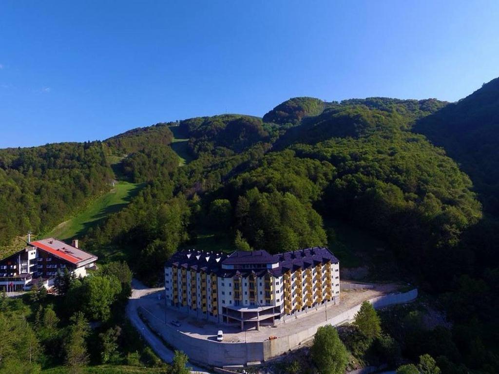 Forest View Apartment 马夫罗沃 外观 照片